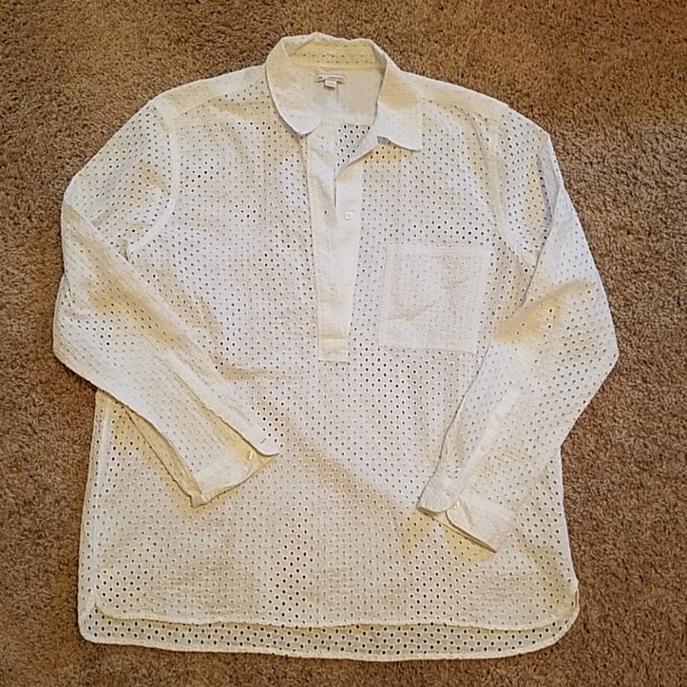 Gap shirt